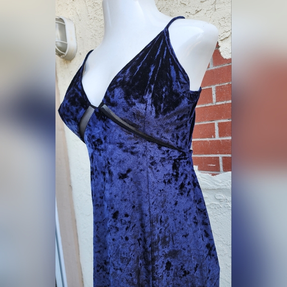 Large fit Medium? Intimately FREE PEOPLE Low Key Crushin Velvet Maxi Dress BLUE - Picture 8 of 16